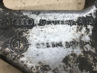 bontott VW GOLF III Szervó Tartó Bak (Magában)