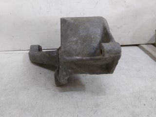 bontott VW GOLF III Szervó Tartó Bak (Magában)