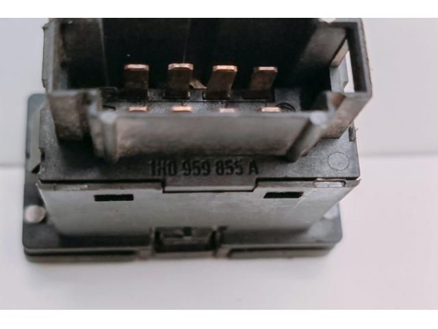 bontott VW GOLF III Ablakemelő Kapcsoló (Pozíciófüggetlen)