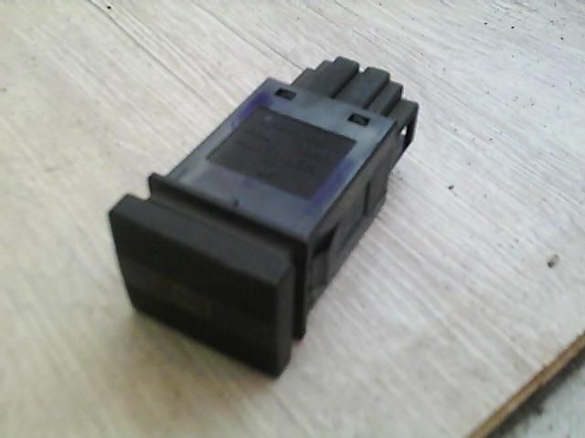 bontott VW GOLF III Ablakfűtés Kapcsoló