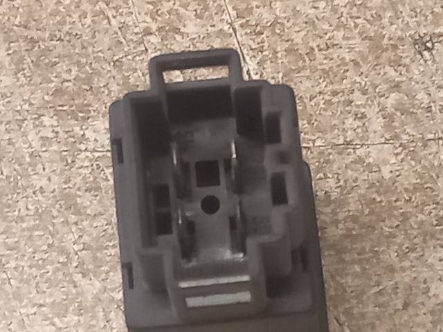 bontott VW GOLF III Ablakfűtés Kapcsoló