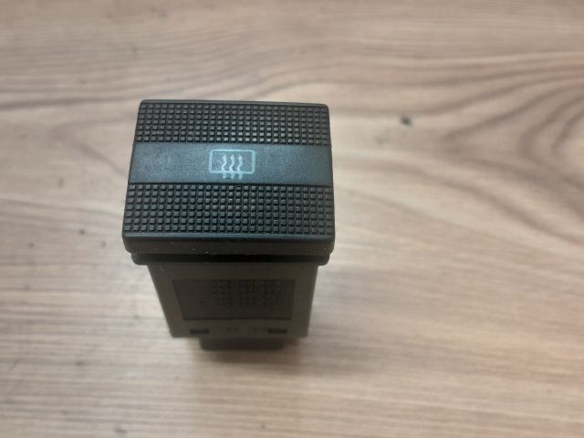 bontott VW GOLF III Ablakfűtés Kapcsoló