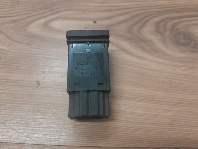 bontott VW GOLF III Ablakfűtés Kapcsoló