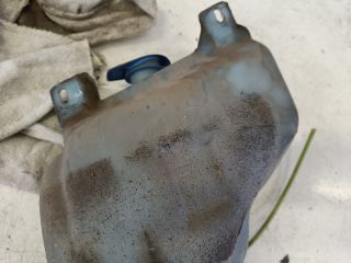 bontott VW GOLF III Ablakmosó Tartály