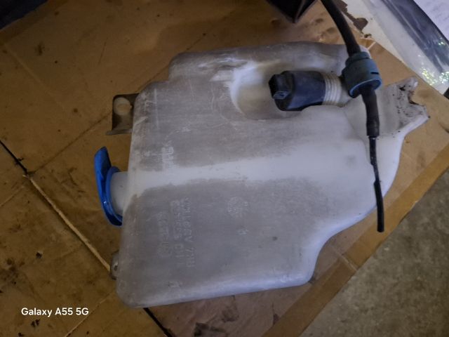 bontott VW GOLF III Ablakmosó Tartály