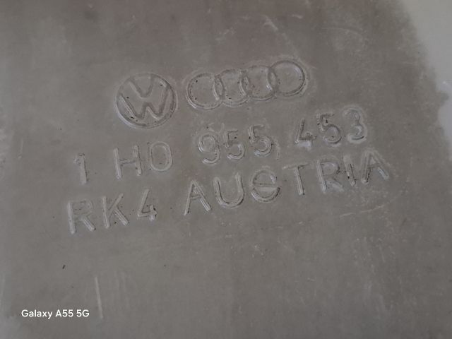 bontott VW GOLF III Ablakmosó Tartály