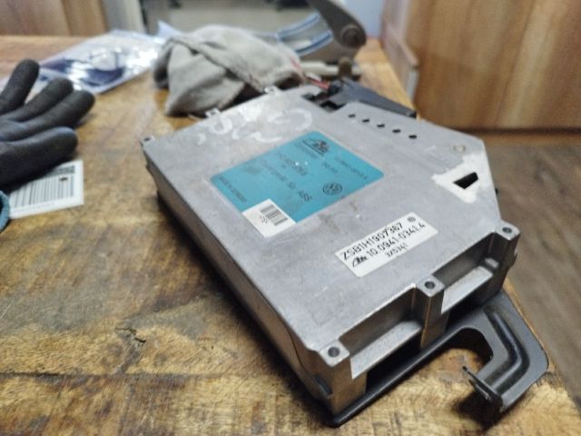 bontott VW GOLF III ABS Elektronika