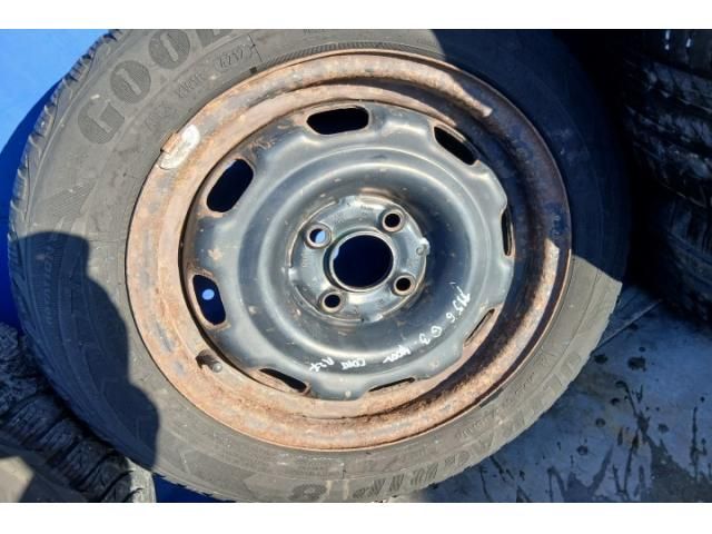 bontott VW GOLF III Acélfelni Szett Gumival