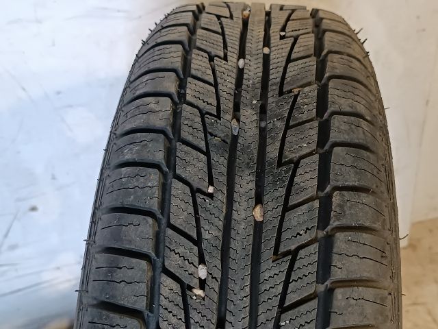 bontott VW GOLF III Acélfelni Szett Gumival