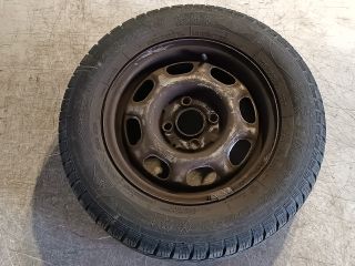 bontott VW GOLF III Acélfelni Szett Gumival