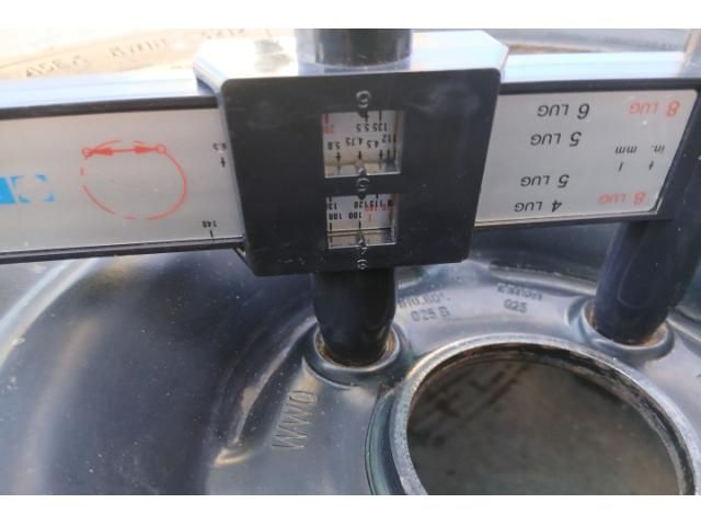 bontott VW GOLF III Acélfelni Szett Gumival