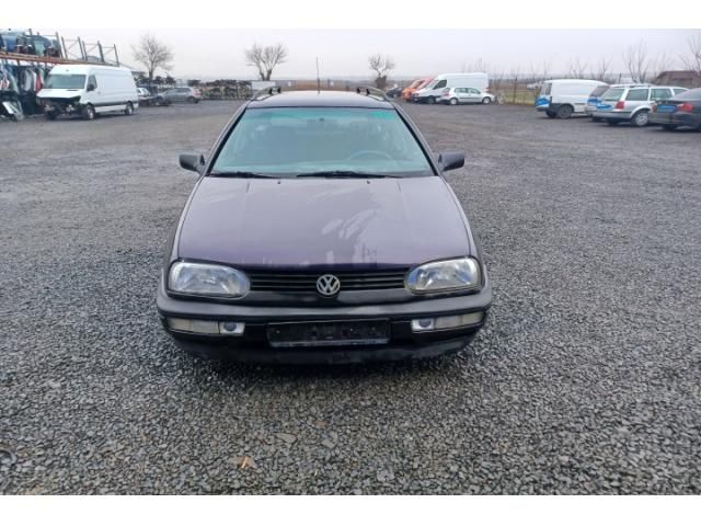 bontott VW GOLF III Acélfelni Szett Gumival