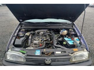 bontott VW GOLF III Acélfelni Szett Gumival