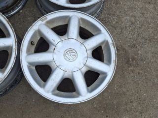 bontott VW GOLF III Alufelni (1 db)