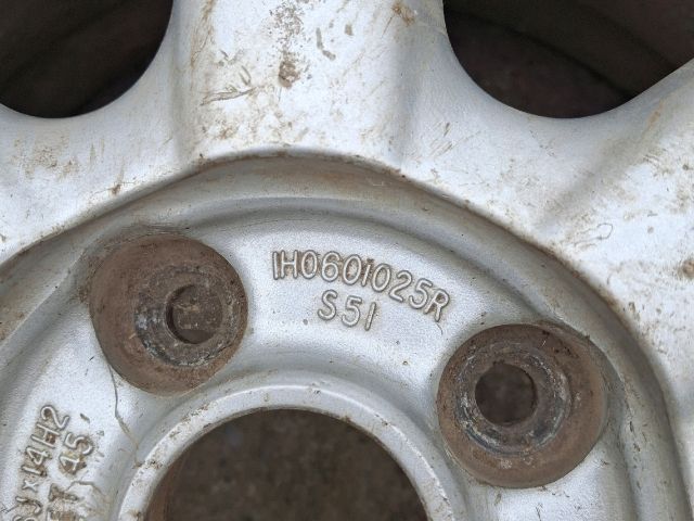 bontott VW GOLF III Alufelni (1 db)