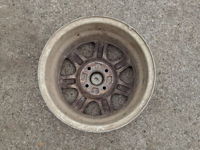 bontott VW GOLF III Alufelni (1 db)