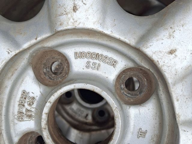 bontott VW GOLF III Alufelni (1 db)