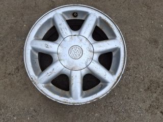 bontott VW GOLF III Alufelni (1 db)