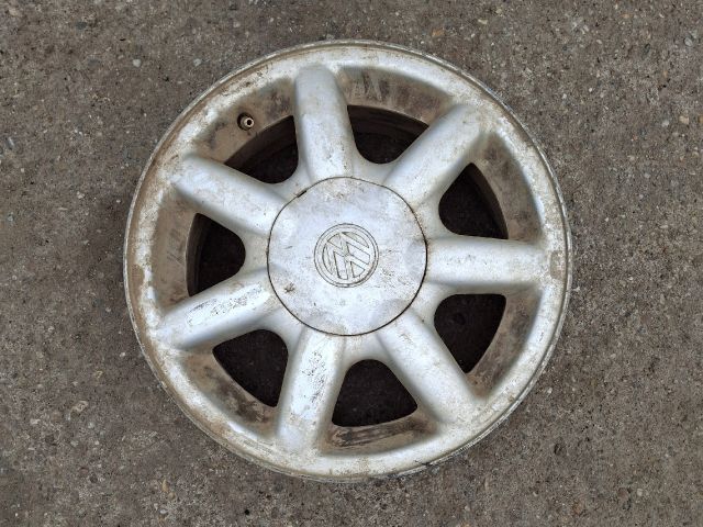 bontott VW GOLF III Alufelni (1 db)