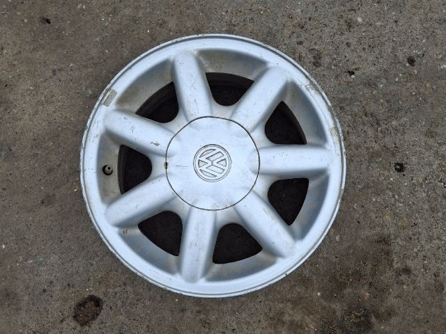 bontott VW GOLF III Alufelni (1 db)