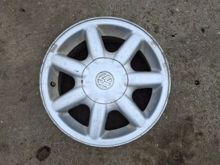 bontott VW GOLF III Alufelni (1 db)