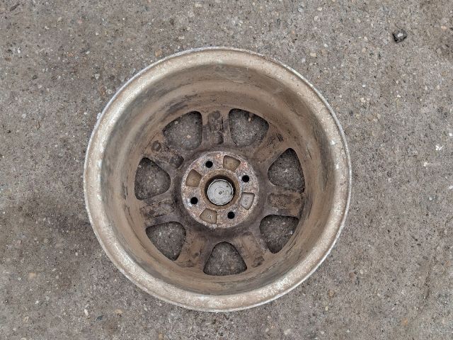 bontott VW GOLF III Alufelni (1 db)