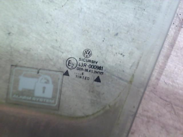 bontott VW GOLF III Bal első Ablak