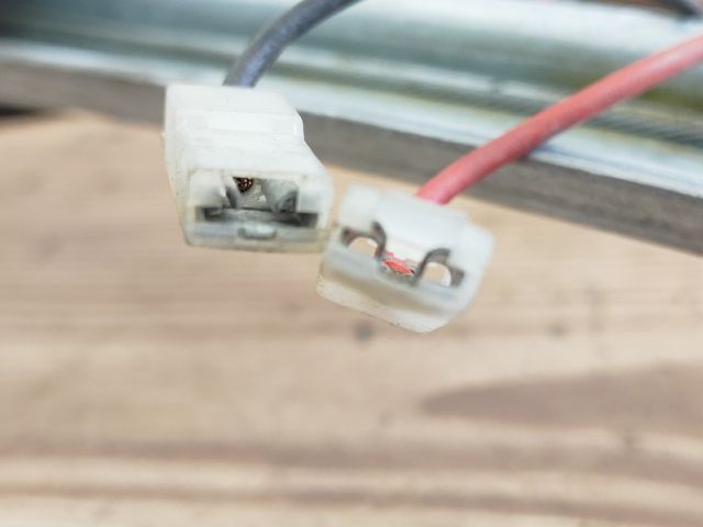 bontott VW GOLF III Bal első Ablakemelő Szerkezet (Elektromos)