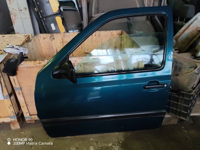 bontott VW GOLF III Bal első Ajtó (Részeivel)