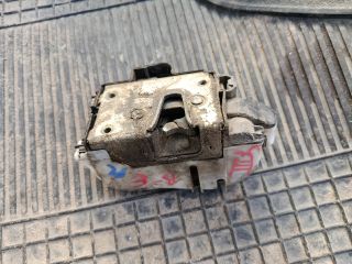 bontott VW GOLF III Bal első Ajtózár