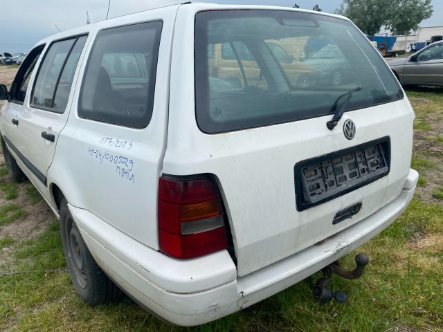 bontott VW GOLF III Bal első Sárvédő Irányjelző