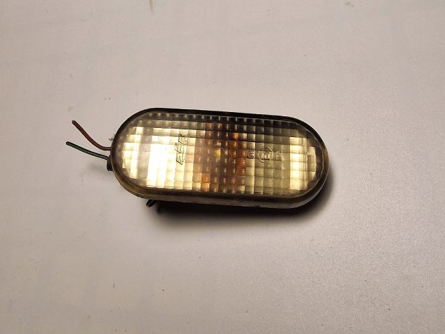 bontott VW GOLF III Bal első Sárvédő Irányjelző