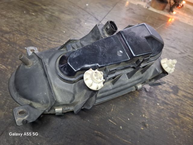 bontott VW GOLF III Bal Fényszóró