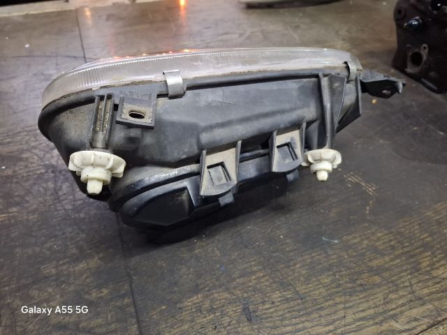 bontott VW GOLF III Bal Fényszóró