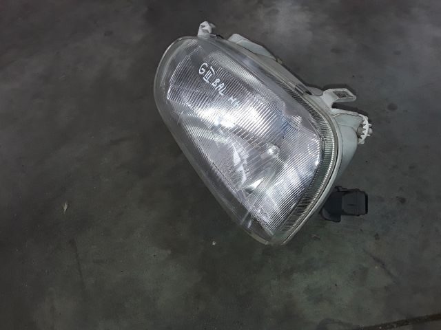 bontott VW GOLF III Bal Fényszóró