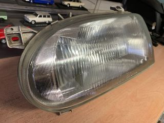 bontott VW GOLF III Bal Fényszóró