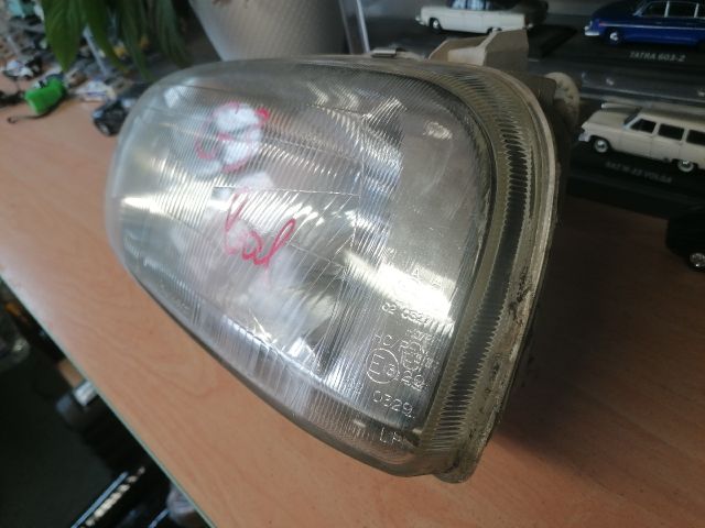 bontott VW GOLF III Bal Fényszóró