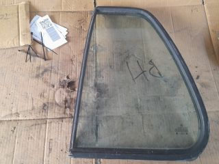 bontott VW GOLF III Bal hátsó Ablak