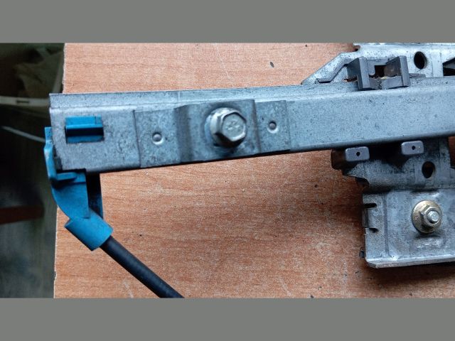 bontott VW GOLF III Bal hátsó Ablakemelő Szerkezet (Mechanikus)