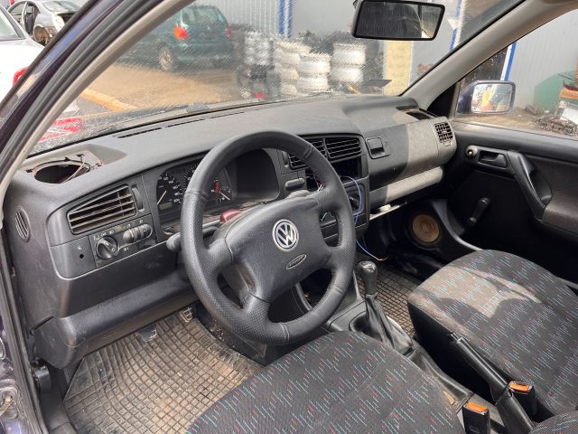 bontott VW GOLF III Bal hátsó Biztonsági Öv