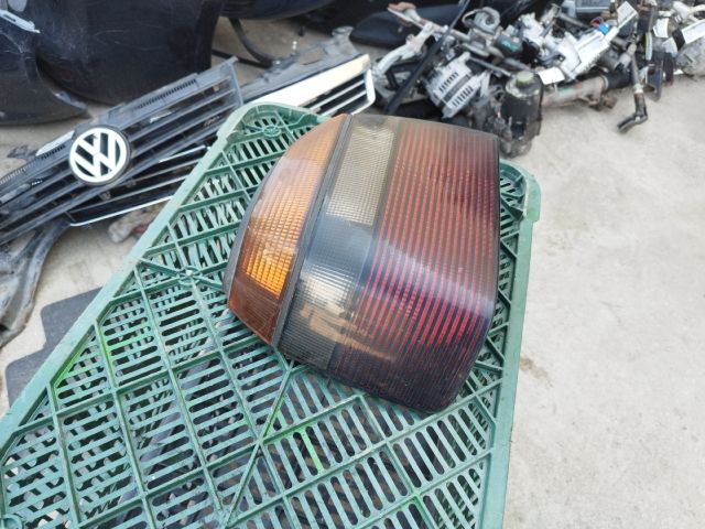 bontott VW GOLF III Bal Hátsó Lámpa