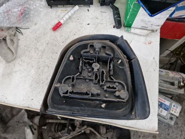 bontott VW GOLF III Bal Hátsó Lámpa