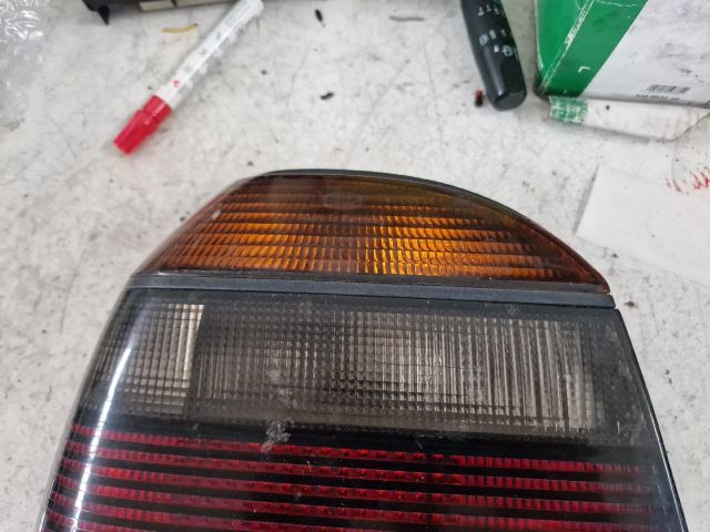 bontott VW GOLF III Bal Hátsó Lámpa