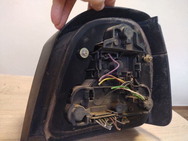 bontott VW GOLF III Bal Hátsó Lámpa