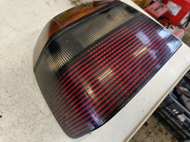 bontott VW GOLF III Bal Hátsó Lámpa