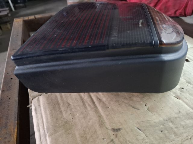 bontott VW GOLF III Bal Hátsó Lámpa