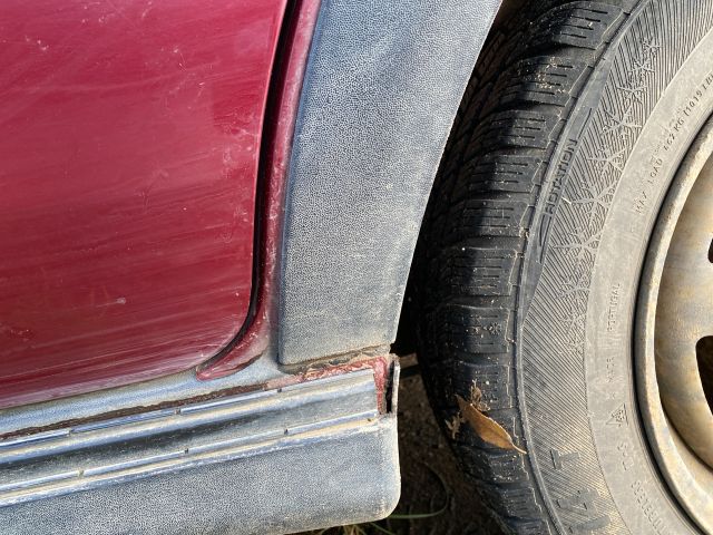 bontott VW GOLF III Bal hátsó Sárvédő Szélesítő