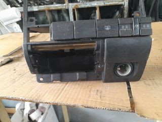 bontott VW GOLF III Bal Kalaptartó Tartó Konzol