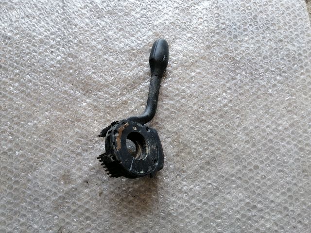 bontott VW GOLF III Bal Kormánykapcsoló Irányjelző