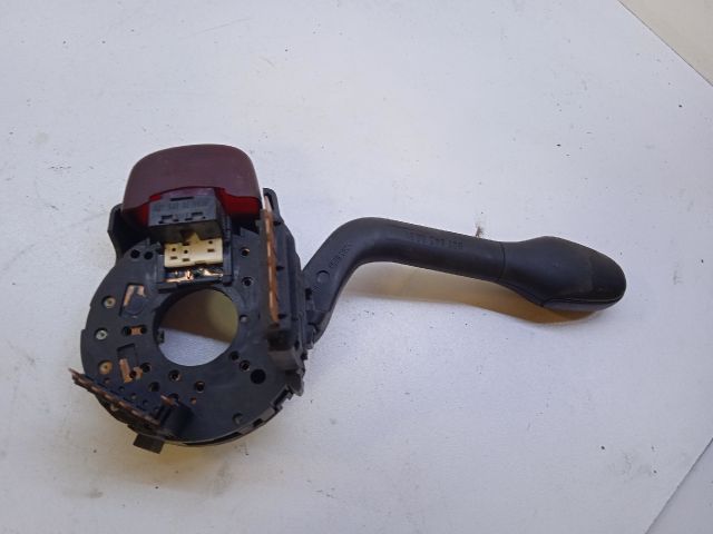 bontott VW GOLF III Bal Kormánykapcsoló Irányjelző